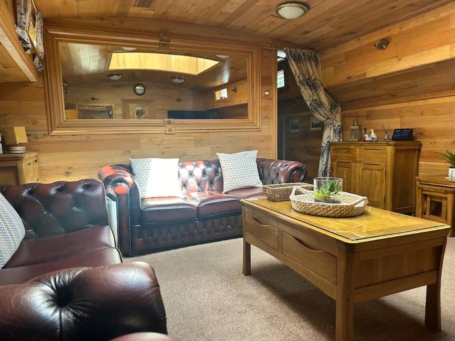 Unique Houseboat Experience I Central City Break York Kültér fotó