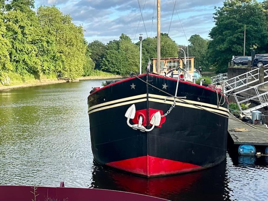 Unique Houseboat Experience I Central City Break York Kültér fotó