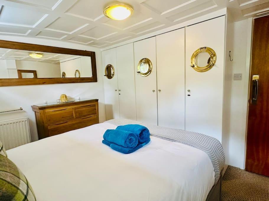 Unique Houseboat Experience I Central City Break York Kültér fotó