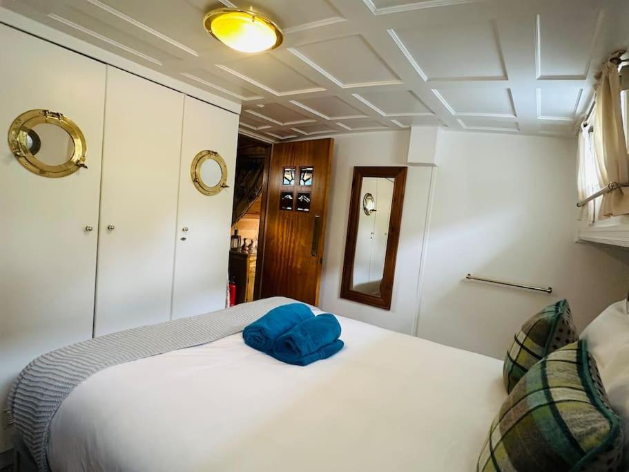 Unique Houseboat Experience I Central City Break York Kültér fotó